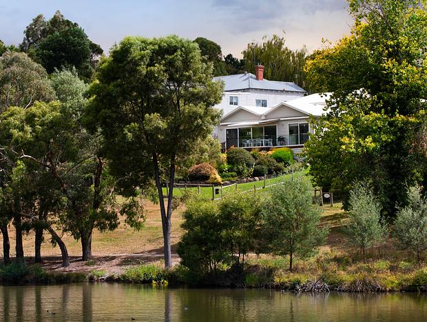 Photo 2 for Province Lake House Daylesford