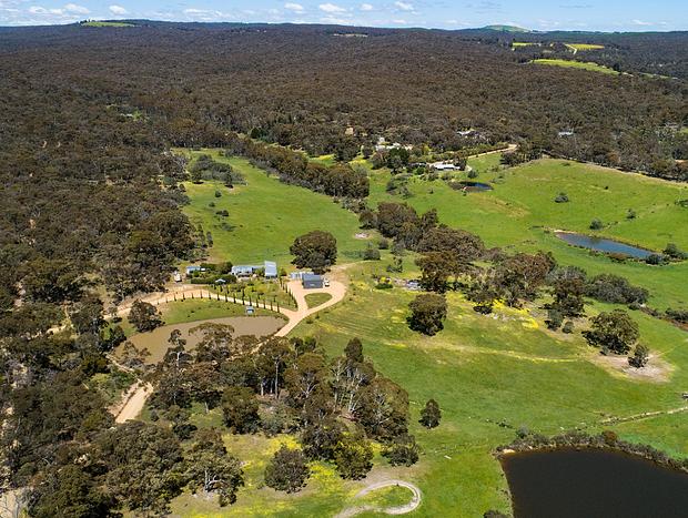 Photo 32 for The Welcome Paddock - Daylesford & Hepburn Springs