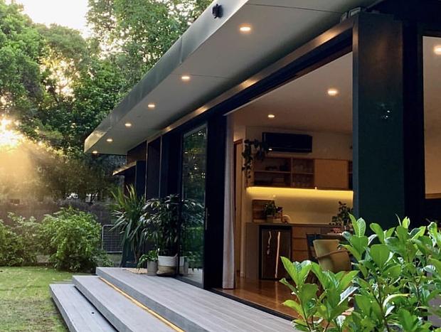 Photo 17 for Beachfront Bungalow: exclusive luxe hideaway & pet-friendly!