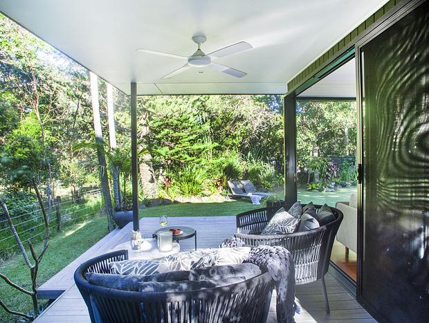 Photo 16 for Beachfront Bungalow: exclusive luxe hideaway & pet-friendly!