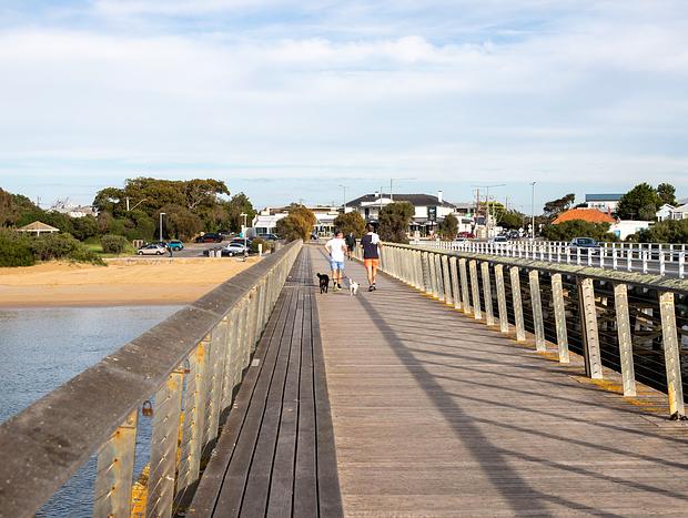 Photo 41 for Dunmore by the Coast | Golfside Surf Coast Retreat