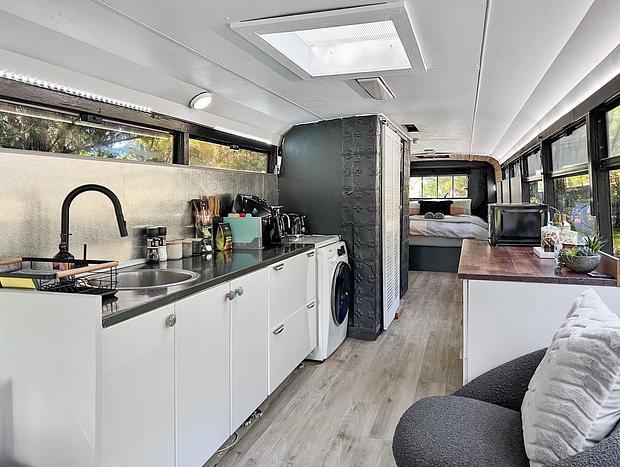Photo 5 for Bussie McBusFace, converted bus in Little River