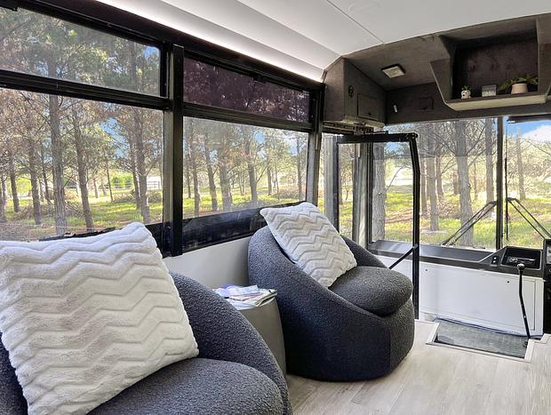 Photo 8 for Bussie McBusFace, converted bus in Little River