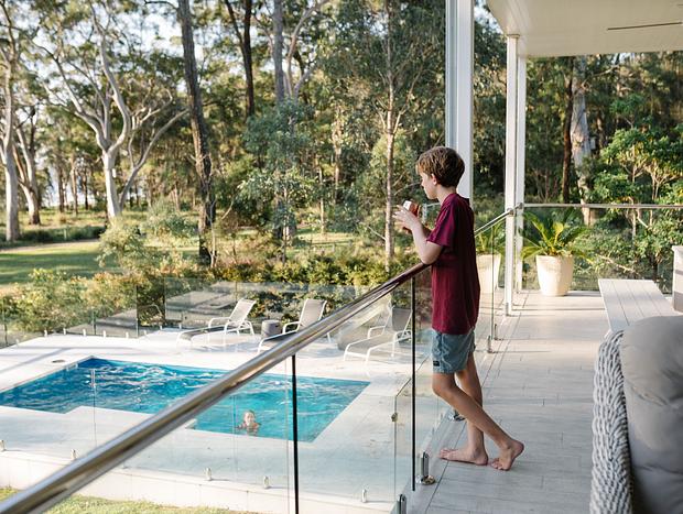 Photo 3 for Lovely Lakeside Luxury