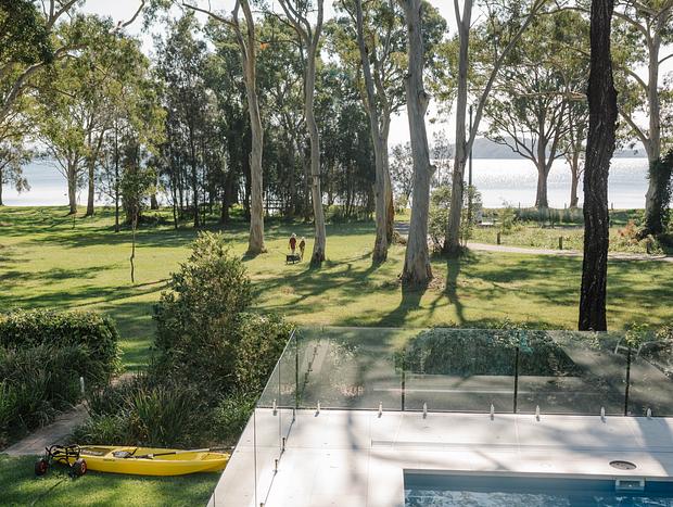 Photo 33 for Lovely Lakeside Luxury