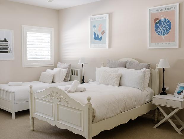 Photo 20 for Lovely Lakeside Luxury
