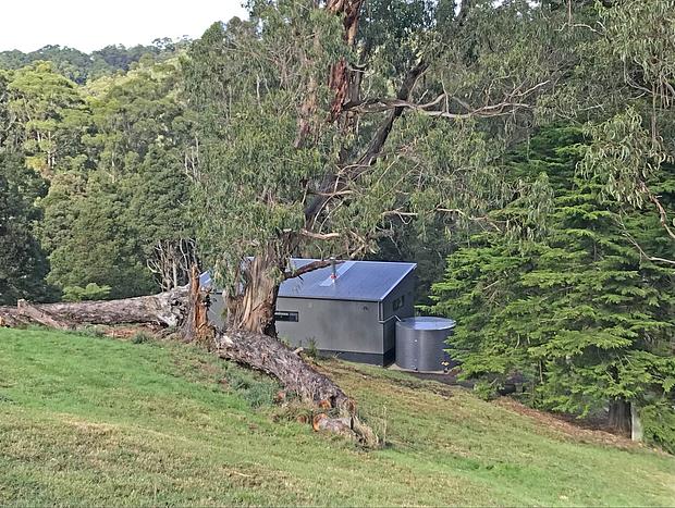 Photo 8 for Whitehawks Cottage in the Otways