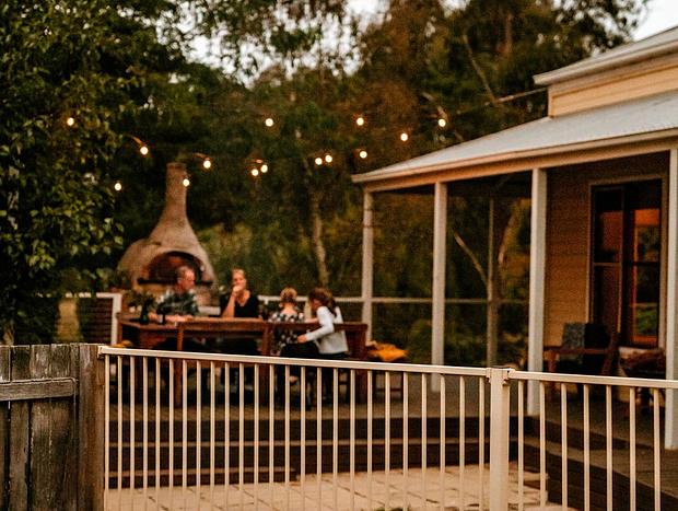 Photo 19 for Country House Retreat - luxury farmhouse with outdoor hot tub & pizza oven