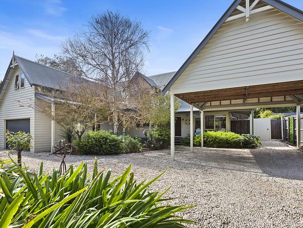 Photo 12 for Sorrento Rockpool and Spa - The Ultimate Coastal Haven
