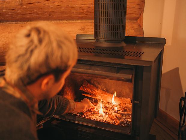 Photo 6 for Autumn getaway in a cosy Log Cabin