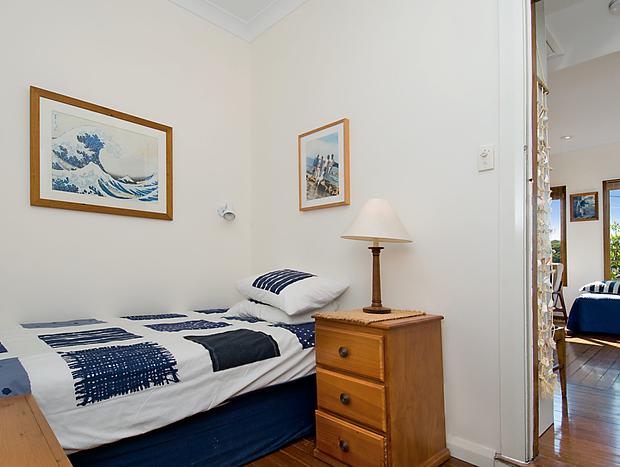 Photo 7 for 'Charming Cottage Retreat' by HolidayCo.