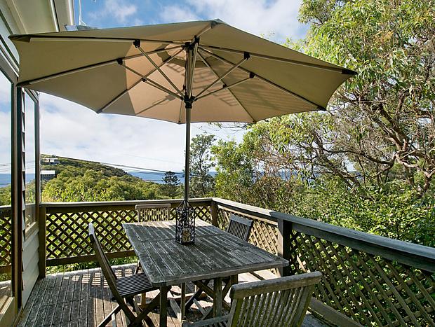 Photo 10 for 'Charming Cottage Retreat' by HolidayCo.