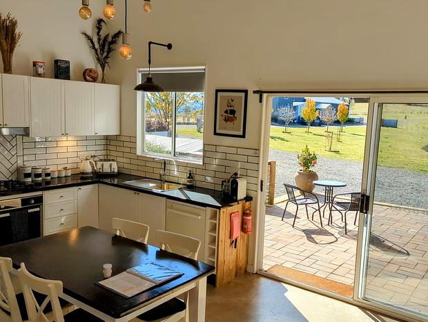Photo 49 for Abercrombie Ridge - Lux PROPERTY and Spa Retreat - Pet-friendly