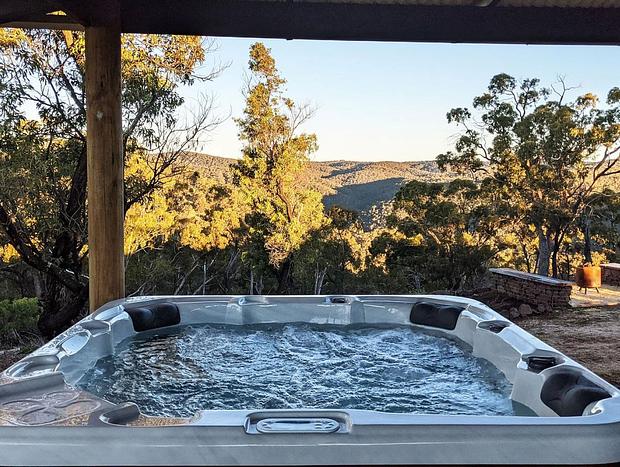 Photo 72 for Abercrombie Ridge - Lux PROPERTY and Spa Retreat - Pet-friendly
