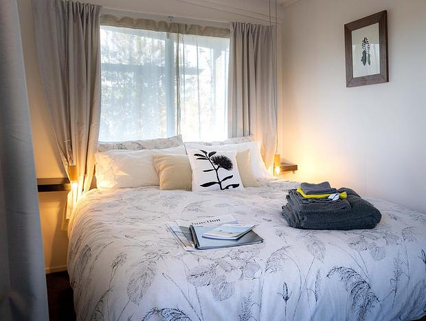Photo 4 for La Mar Cabin …. a Matakana Coast ocean view retreat