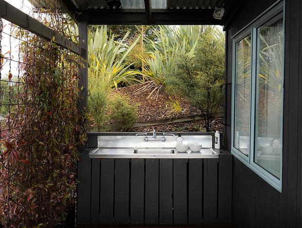 Photo 9 for La Mar Cabin …. a Matakana Coast ocean view retreat