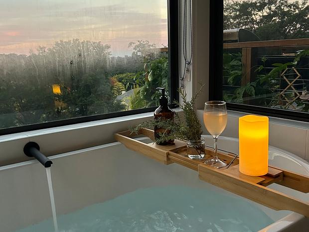 Photo 8 for Tumbi Orchard - Luxury Bath And Views With Fireplace