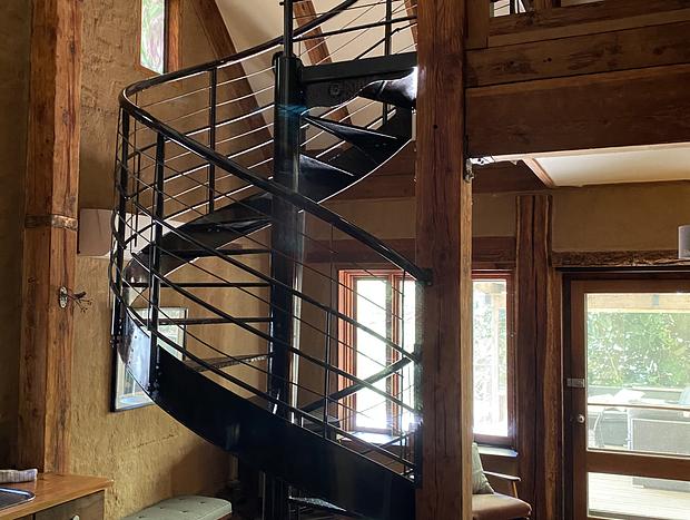 Photo 8 for Saturna Art Retreat