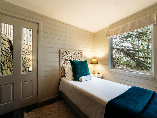 Photo 36 for Luxury Treetop Escape - perfect winter escape with a glasshouse!