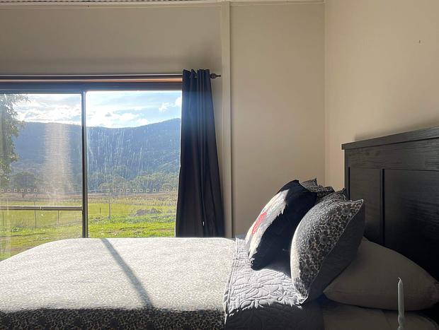 Photo 8 for “Greenmore Hut” country escape in the hills near Mudgee!