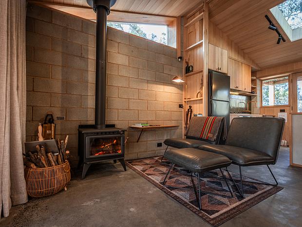 Photo 6 for Snowy Mountains Luxury Cabin Retreat
