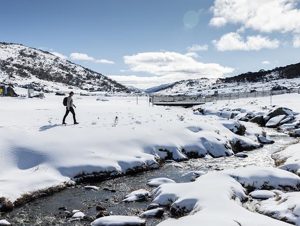 Photo 35 for Snowy Mountains Luxury Cabin Retreat