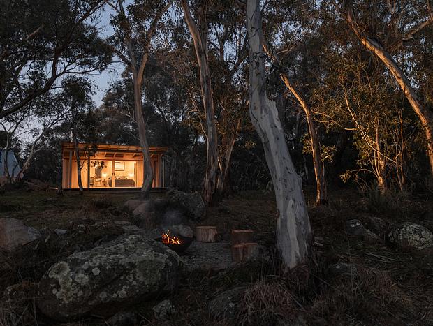Photo 18 for Snowy Mountains Luxury Cabin Retreat