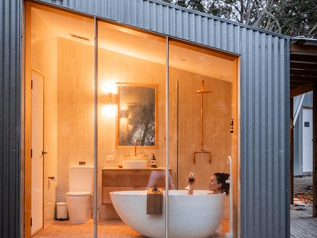 Photo 37 for Snowy Mountains Luxury Cabin Retreat