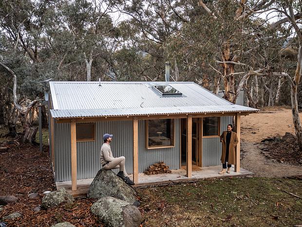 Photo 40 for Snowy Mountains Luxury Cabin Retreat