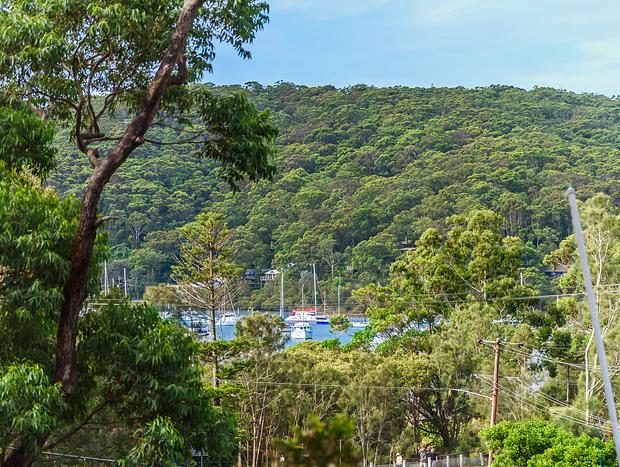 Photo 6 for 'Treetops on the Bay' by HolidayCo.