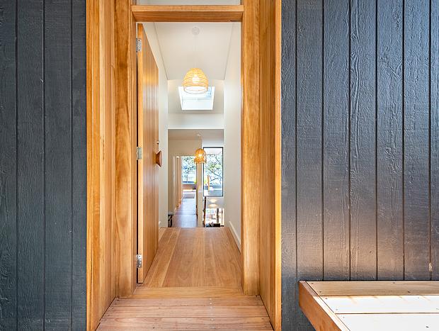 Photo 18 for 'Fantastic Waterfront Beach House' by HolidayCo.
