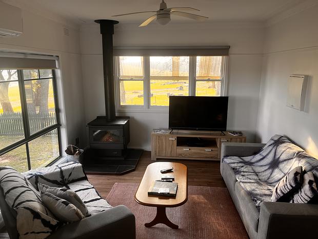 Photo 4 for Hilltop Cottage at Ashlan Farm