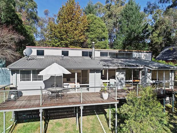 Photo 7 for River Rest Merrijig - relaxing riverfront retreat near base of Mt Buller