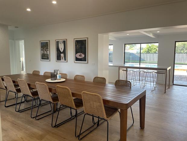 Photo 10 for Large Luxury Pool House ideal for Families & Groups
