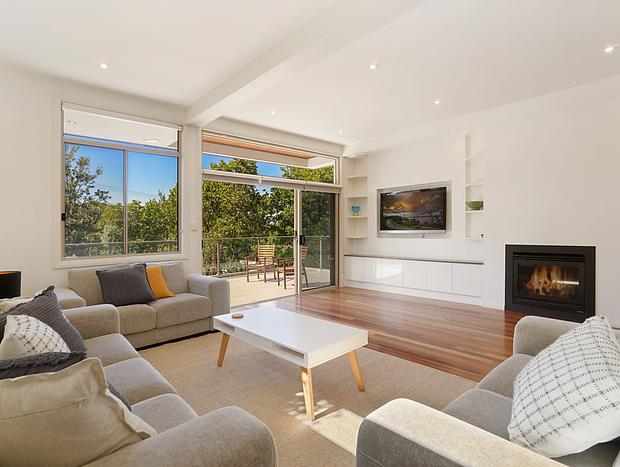 Photo 2 for 'Eucalyptus Beach House' by HolidayCo.