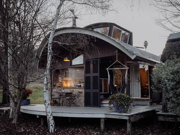 Photo 21 for The Sensational Snowgum Spa Chalet