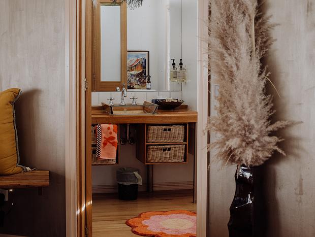 Photo 15 for The Sensational Snowgum Spa Chalet