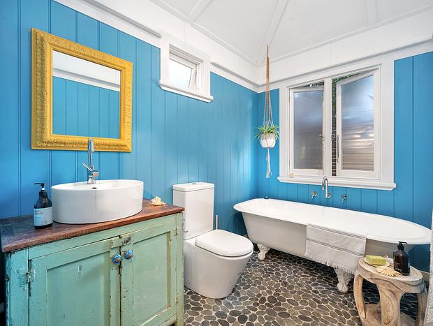 Photo 10 for Atlantis Retro Beach Cottage