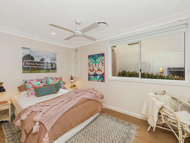 Photo 18 for Absolute Beachfront Beauty