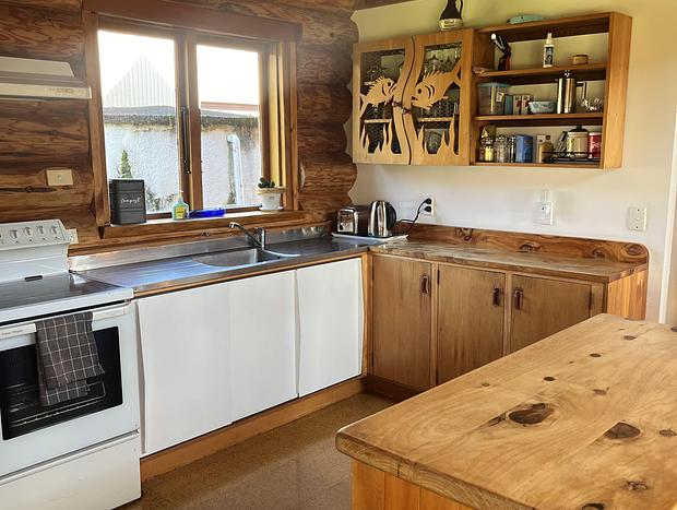 Photo 13 for Tree Hut Cottage - Near Masterton