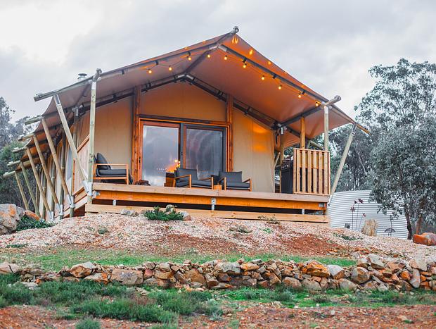 Photo 27 for Tranquil Off-Grid Hideaway
