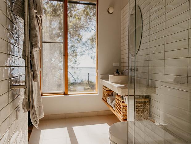 Photo 15 for Teulu House - Luxury Retreat in Nungurner