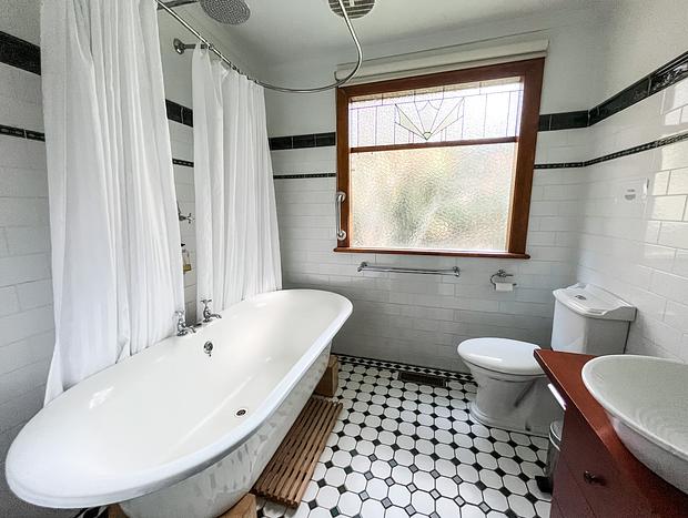 Photo 8 for Woolrich Cottage at Woolrich Estate