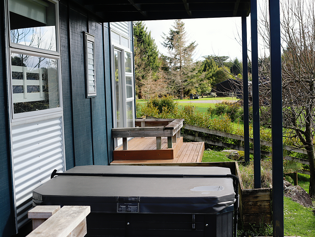 Photo 23 for Mountain Retreat - cosy escape with incredible views