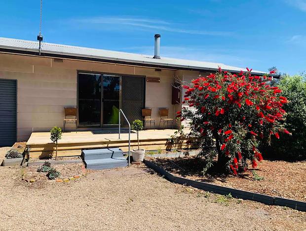 Photo 1 for Hideaway Beach Cottage on the Ninety Mile Beach