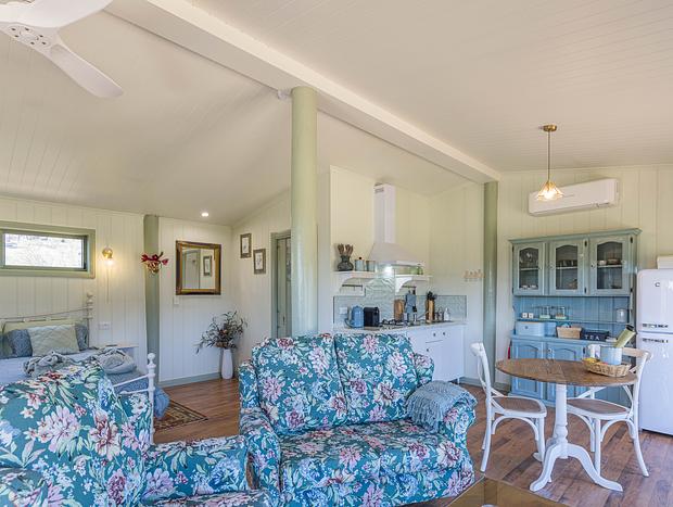 Photo 8 for Kangaroo Creek Cottage
