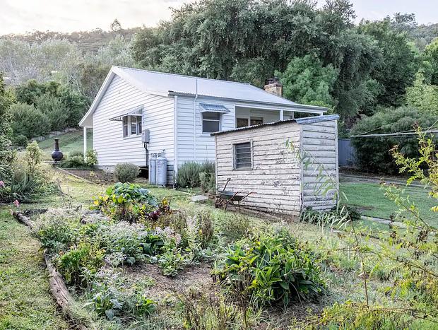 Photo 14 for Myrtle Creek Cottage