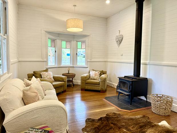 Photo 4 for Hillview Cottage