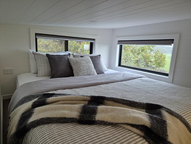 Photo 12 for French Island 3921 - Tiny House 2