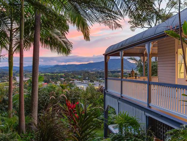 Photo 20 for Glenelg Upstairs Residence (1-6 persons)